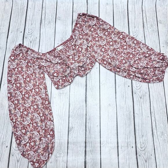 Vestique Burgundy Floral Boho Smocked Crop Top Size Small - Picture 1 of 3